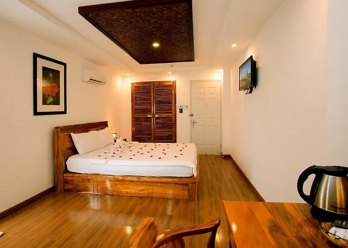 Rex Hotel & Apartment